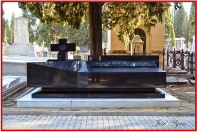 Tumba de Juan Belmonte en Sevilla de José Luis Sánchez Fermández.JPG