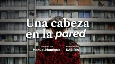 Una cabeza en la pared.jpg