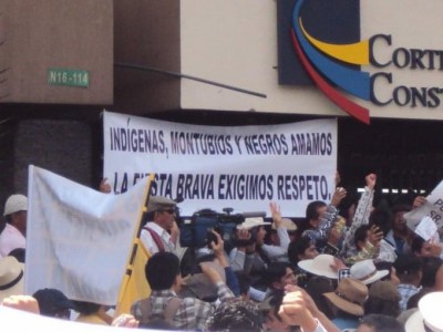 Quito manifestación aficionados.jpg
