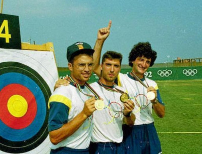 Medallas de oro Barcelona 1992 Tiro con arco.jpg