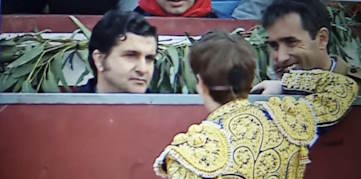 Morante, Marques y el novillero Joao Fernandez en La Puebla.jpg