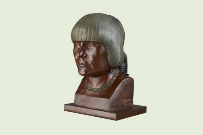 Desideria Montoya Sánchez alfarera identificada primero como Mujer Pueblo de San Ildefonso México.jpg
