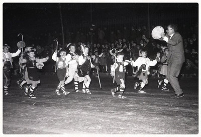 Cabalgata de Reyes en Madrid 1965 Foto Pepe Campúa.jpg