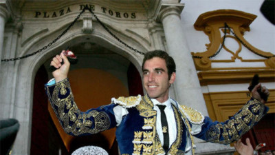 Salvador Cortés, por la Puerta del Príncipe.jpg