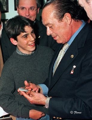 Curro Romero y  Talavante de chavalín.jpg