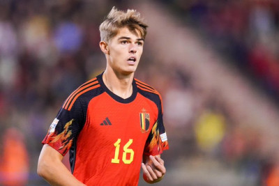 Campeones Charles De Ketelaere el único gol contra España.jpg