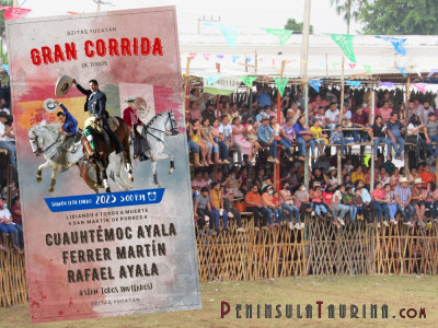 Dzitas Cartel corrida de rejones.jpg