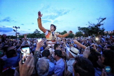 Roca Rey Puerta Grande 22 de Mayo 19.jpg