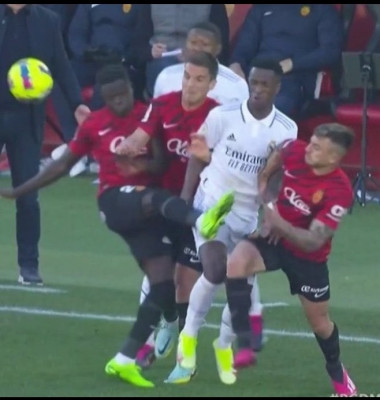 Vinicius Mallorca Ancelotti.jpg