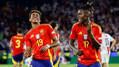 Yamal y Williams.jpeg