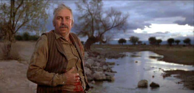 Slim Pickens como Sheriff Baker.jpg