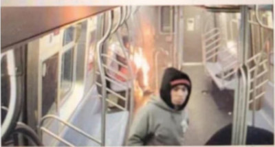 Quemada viva metro Nueva York.jpg
