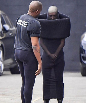 Kanye West modelo.jpg